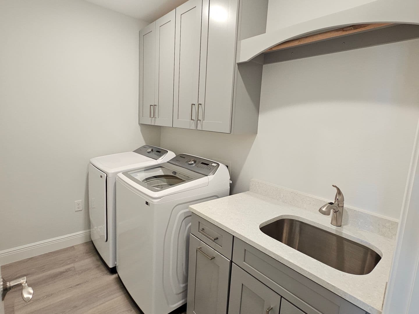 Venice Condo: 503 N Tamiami Trail #301