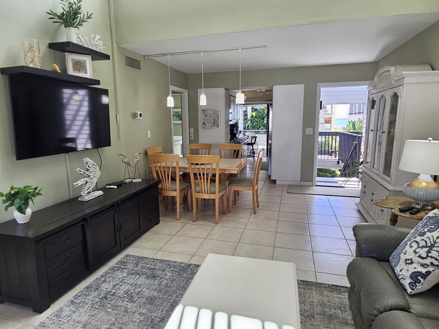 Venice Condo: 1555 Tarpon Center Drive #243