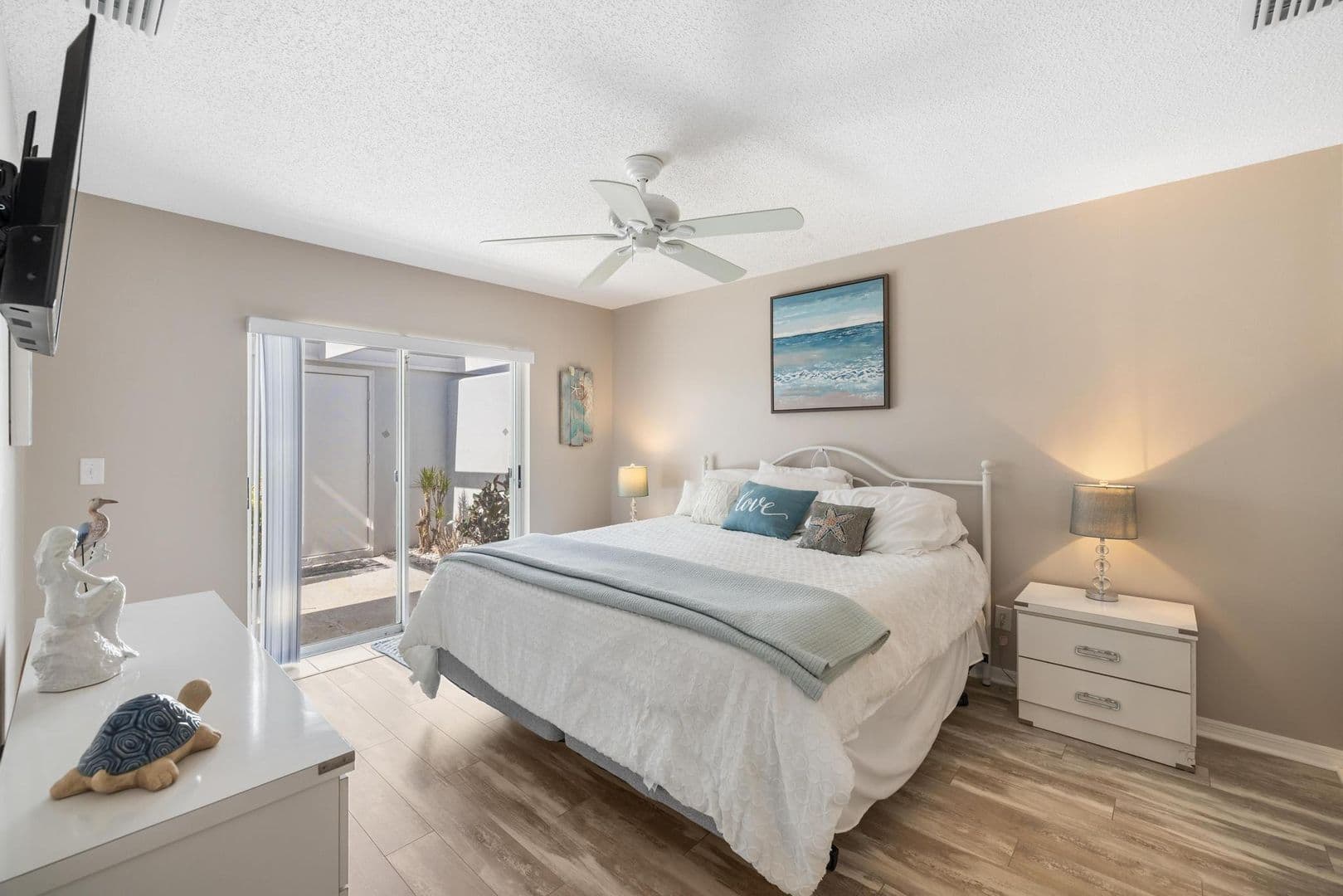 Venice House: 276 Cerromar Way S #60
