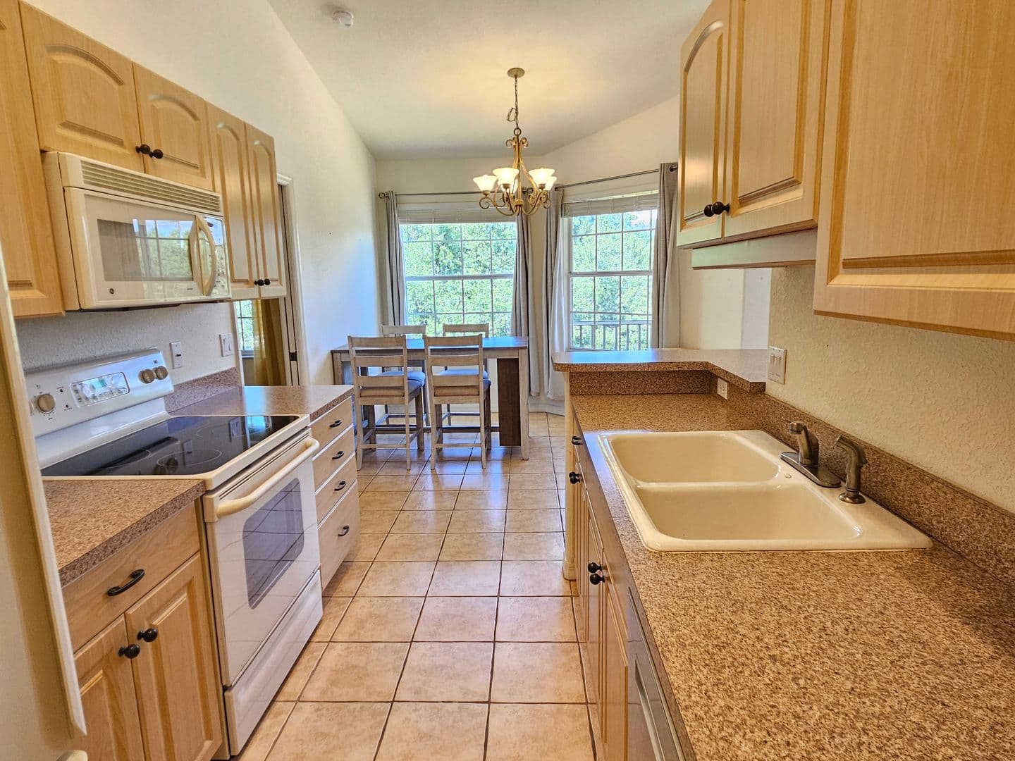 Venice Condo: 904 Casa Del Lago Way #904