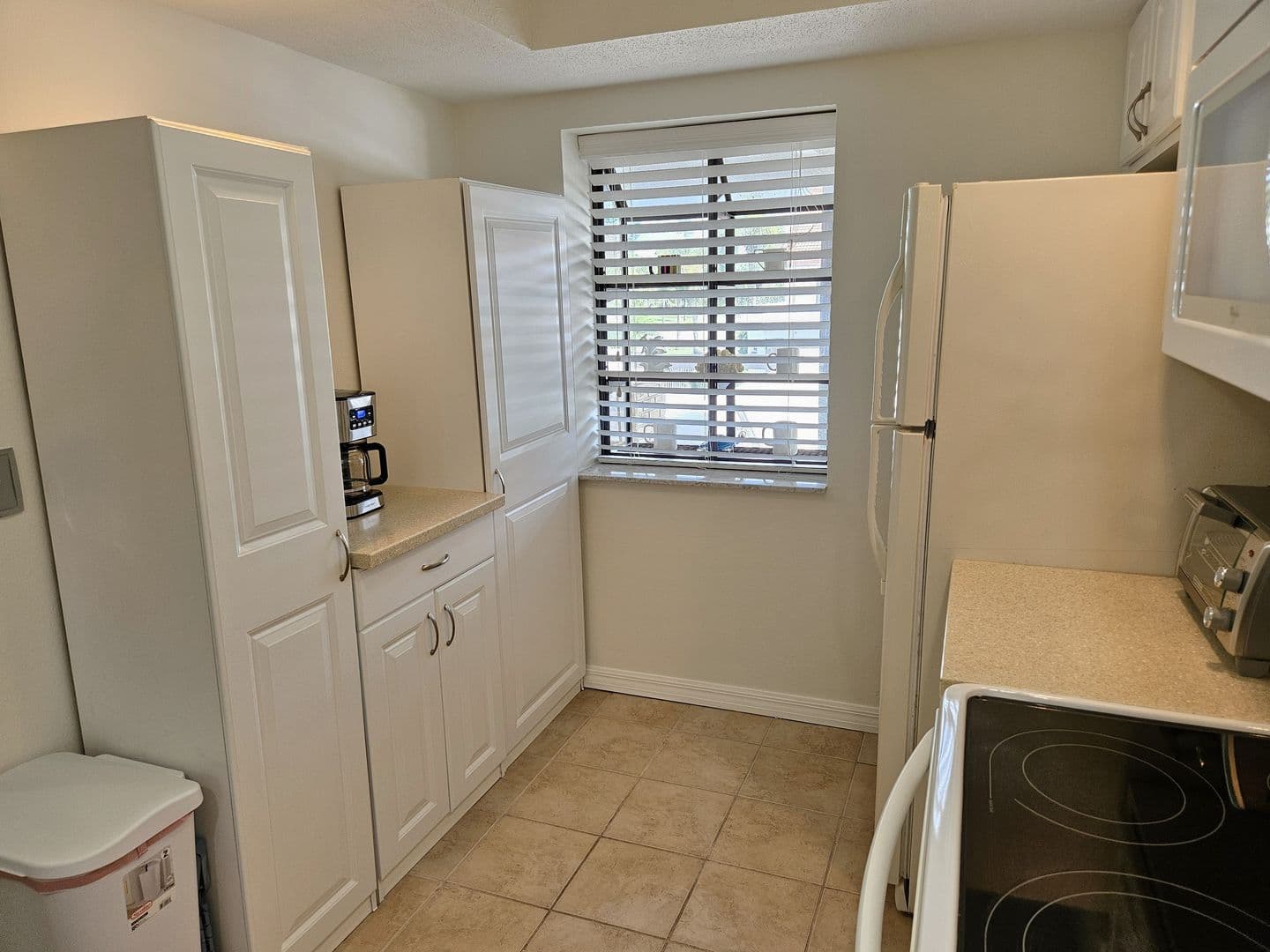 Venice Condo: 764 Avenida Estancia #206B