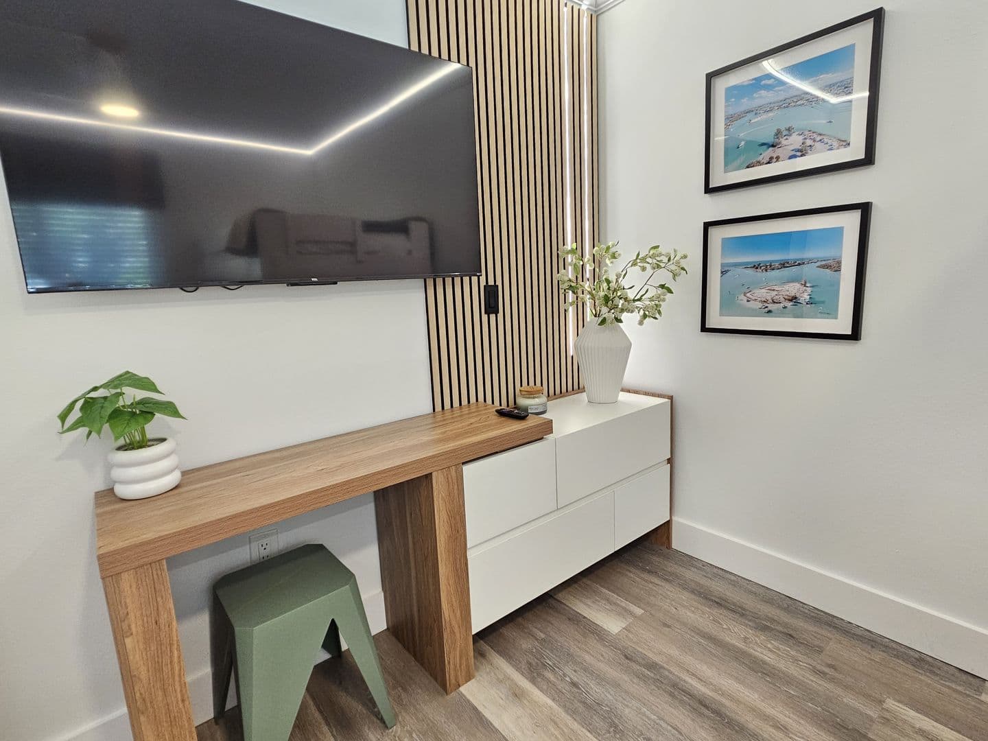 Venice Condo: 437 Cerromar Lane #424