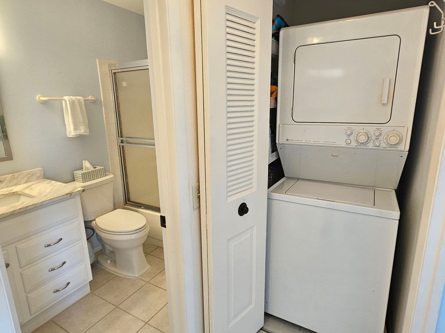 Venice Condo: 756 Avenida Estancia #B