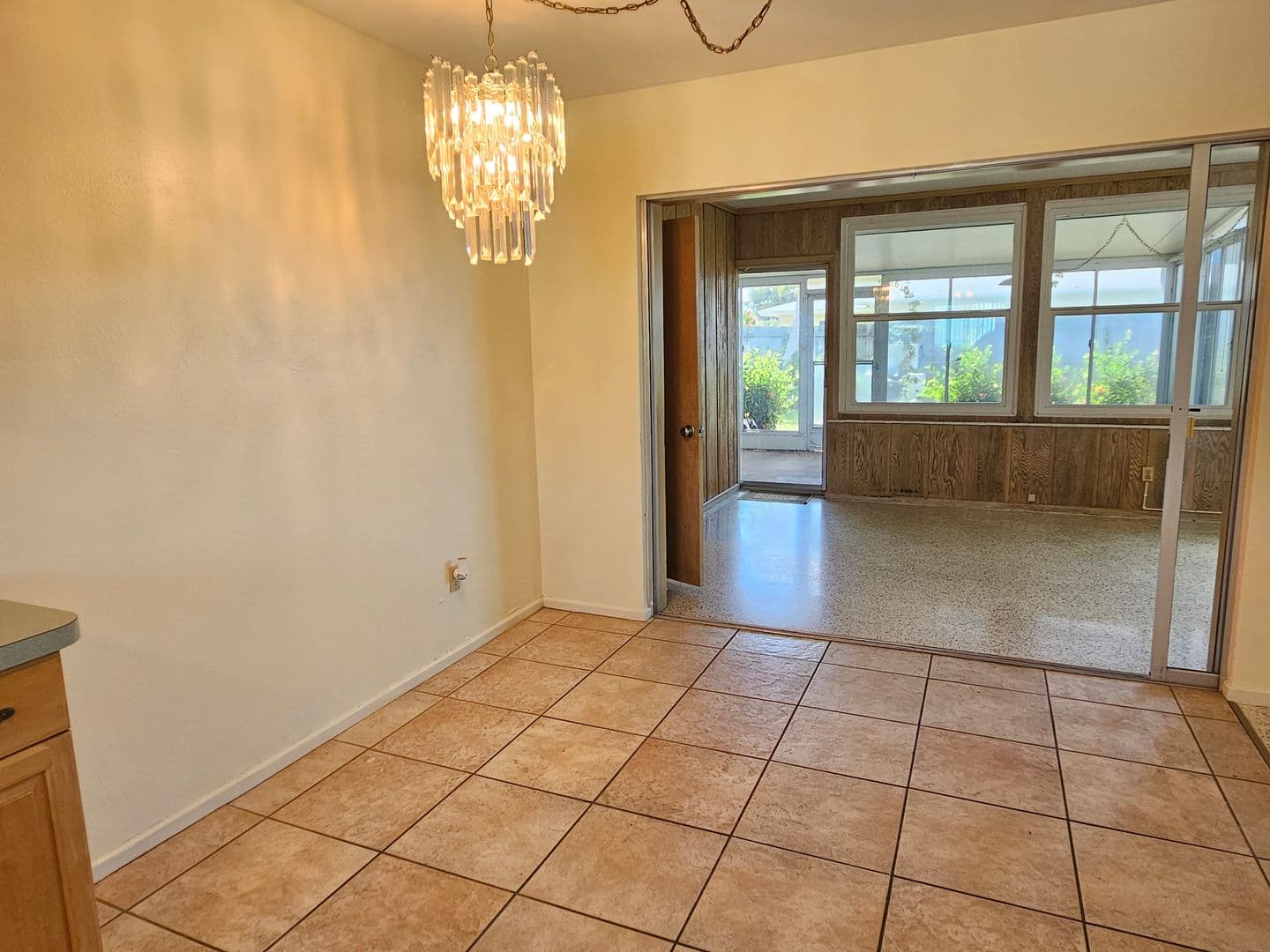 Venice House: 264 Glen Oak Road