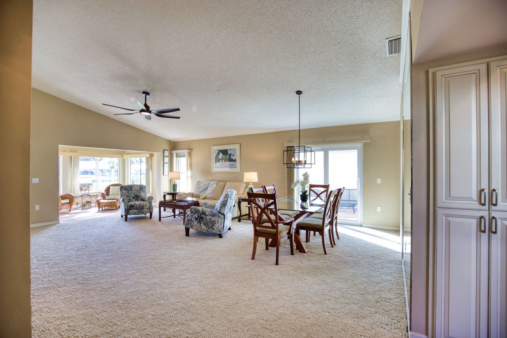 Venice House: 831 Harrington Lake Lane #37