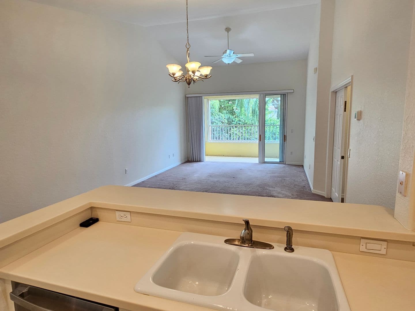 Venice Condo: 110 Triano Circle #110