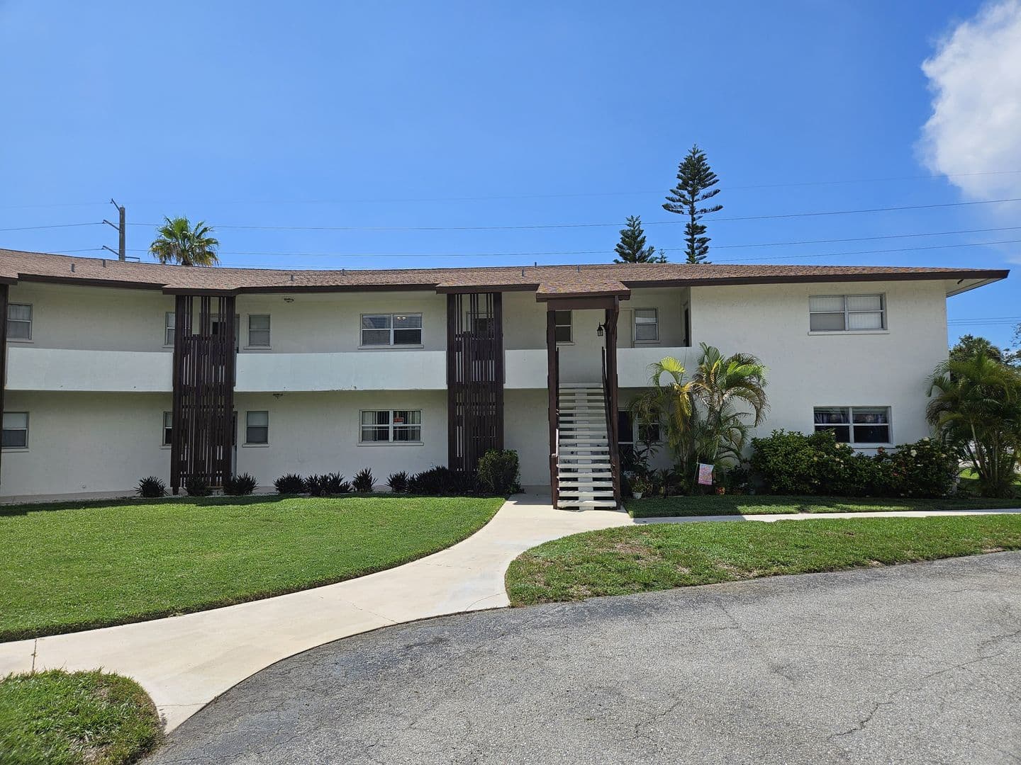 Venice Condo: 245 Center Road #211