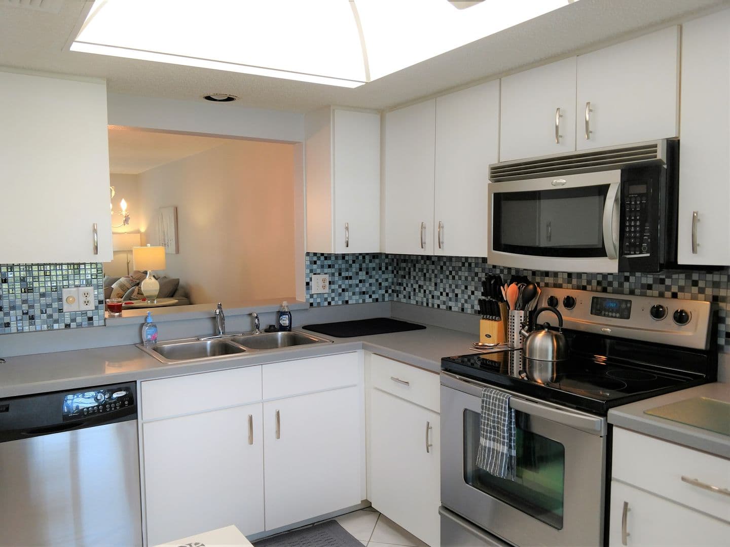 Venice Condo: 310 Mission Trail N #H