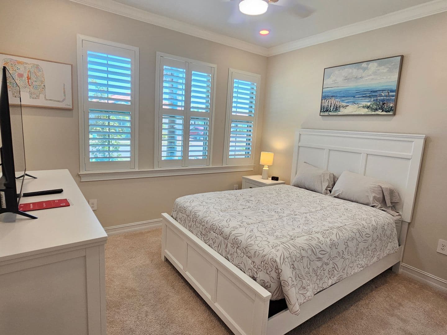 Nokomis House: 104 Villoresi Blvd