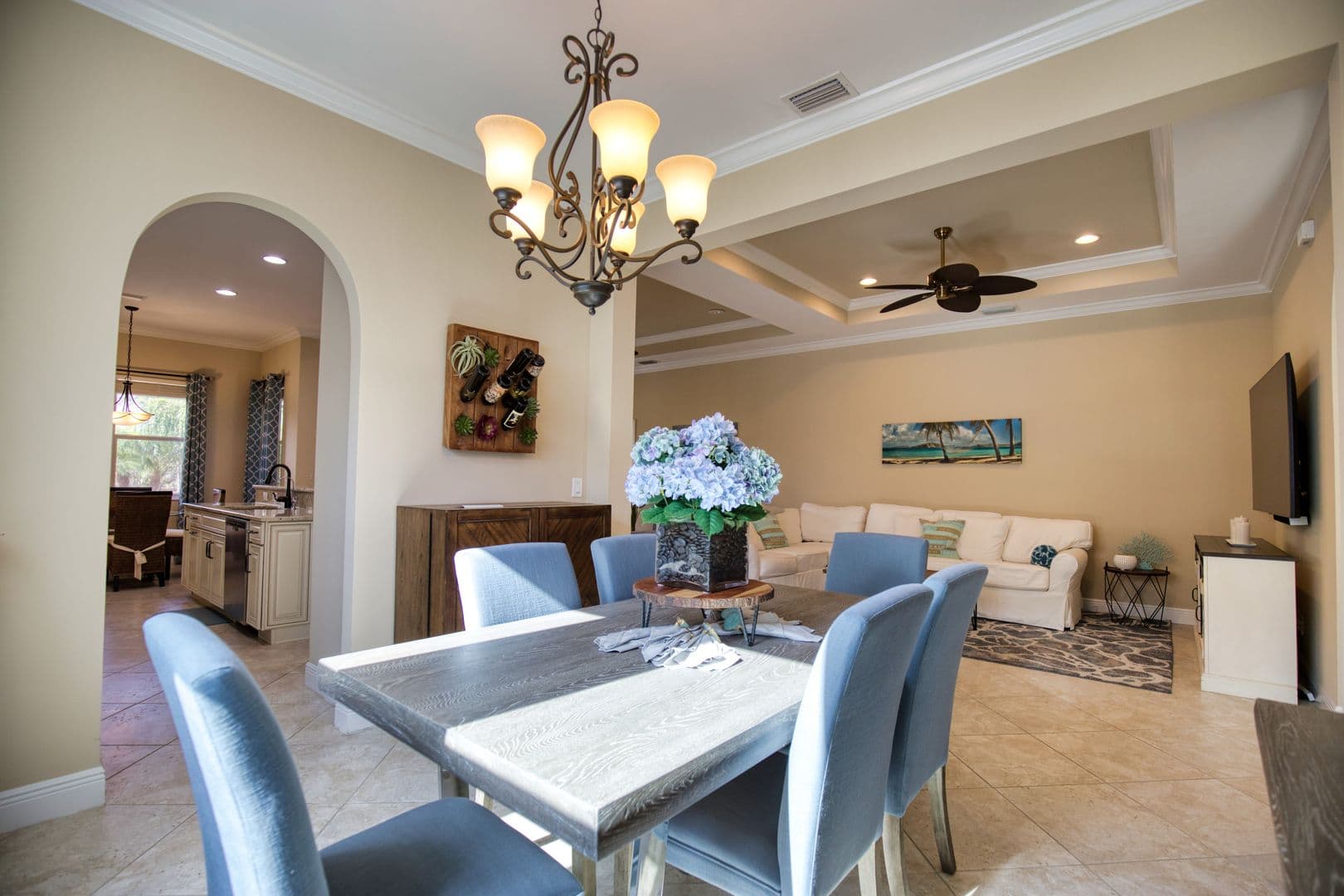 Venice House: 116 Pesaro Drive
