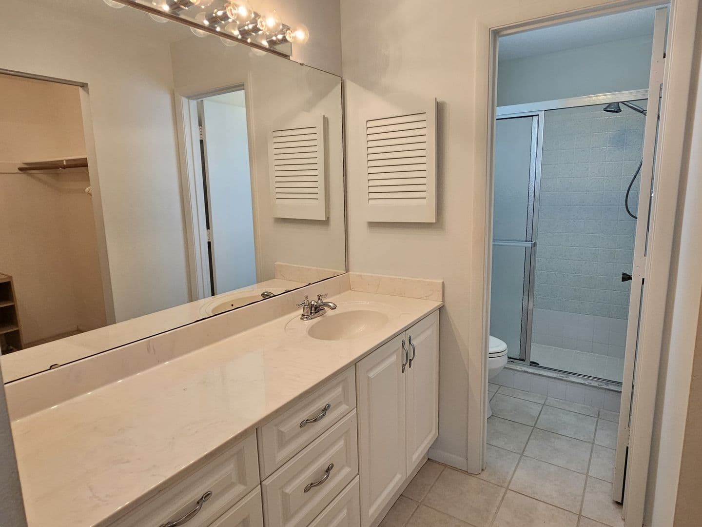 Venice Condo: 756 Avenida Estancia #B