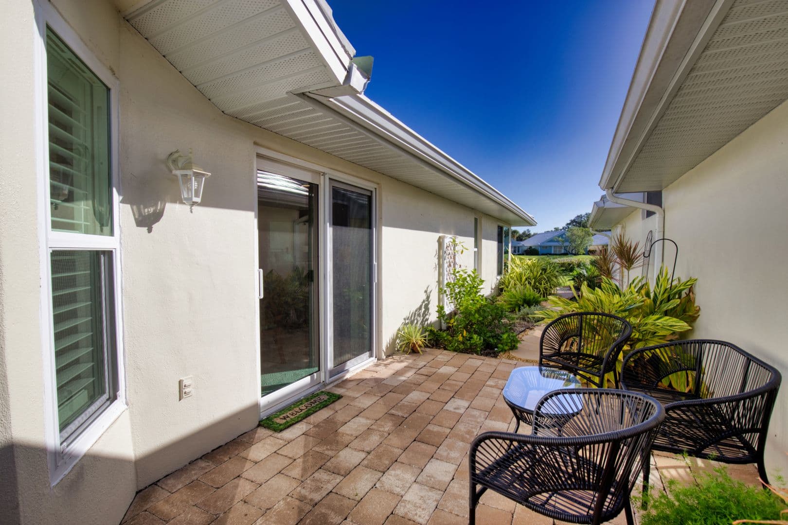 Venice House: 831 Harrington Lake Lane #37