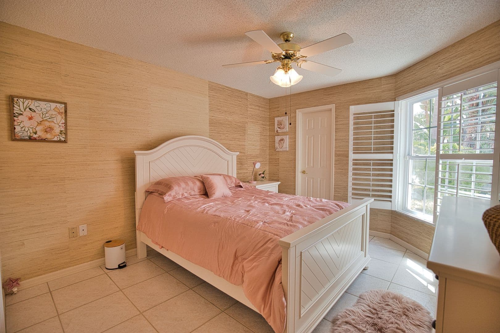Venice House: 1191 Harbor Town Way