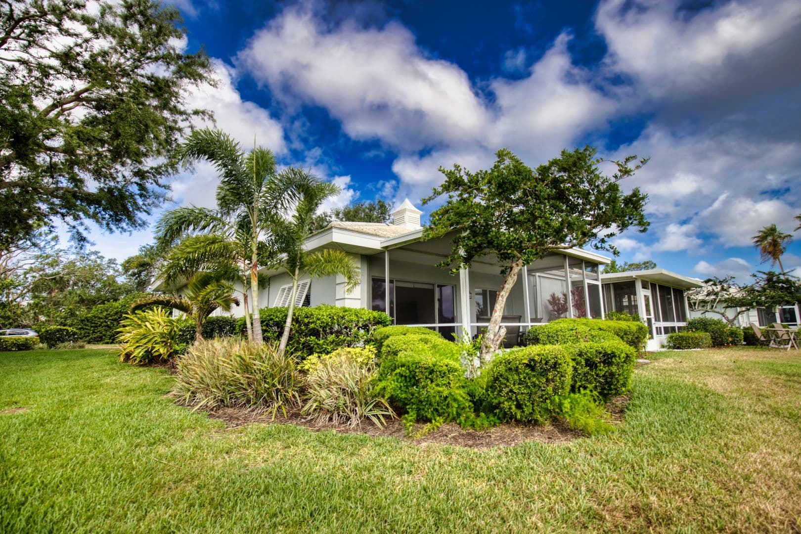 Venice House: 208 Cerromar Way S. #26