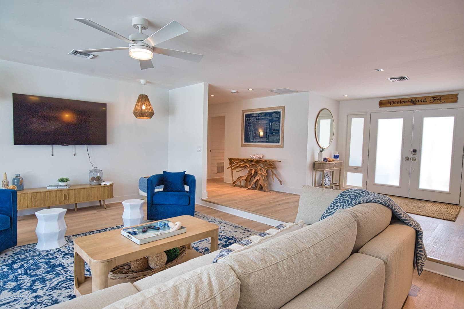 Venice House: 514 Everglades Drive