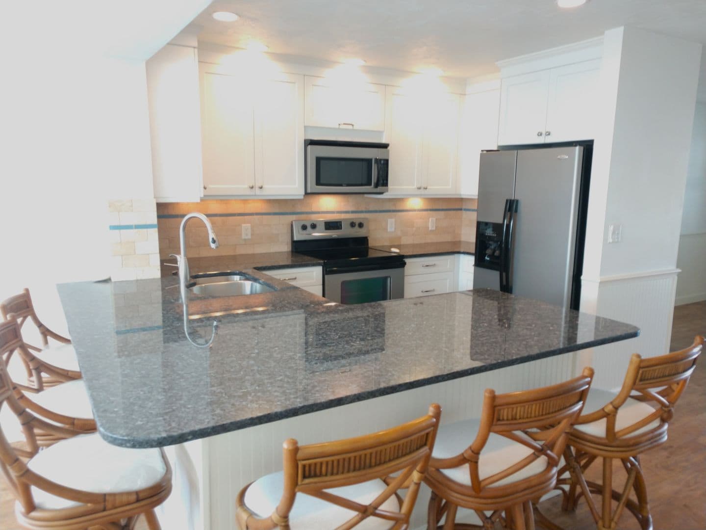 Venice Condo: 184 The Corso #184