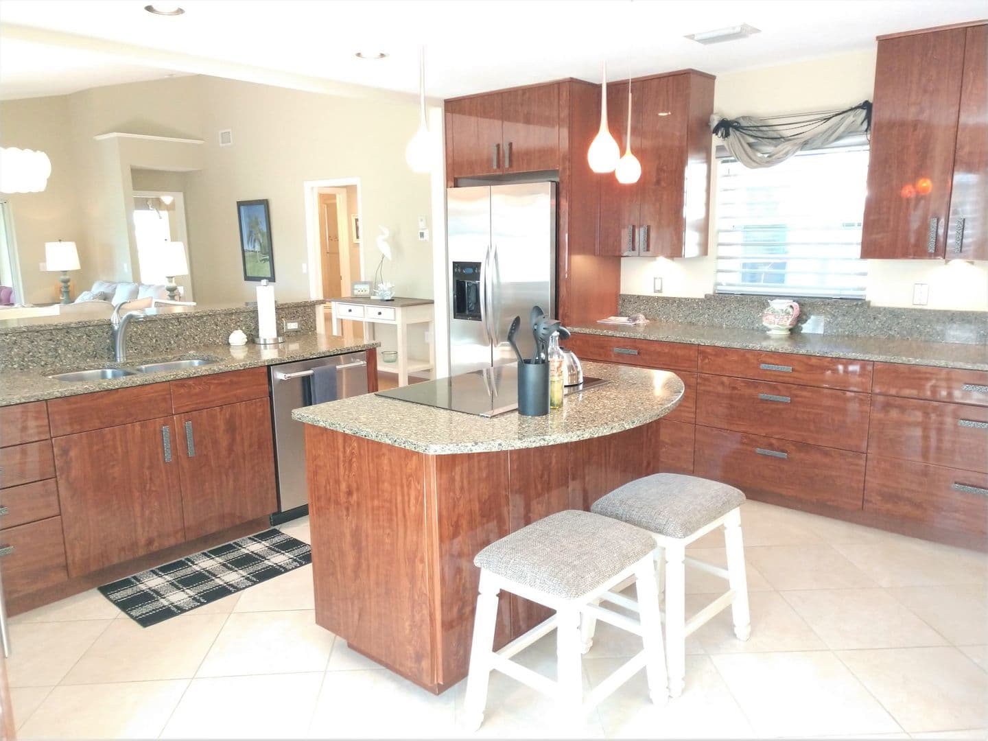 Venice Apartment: 540 Clubside Circle