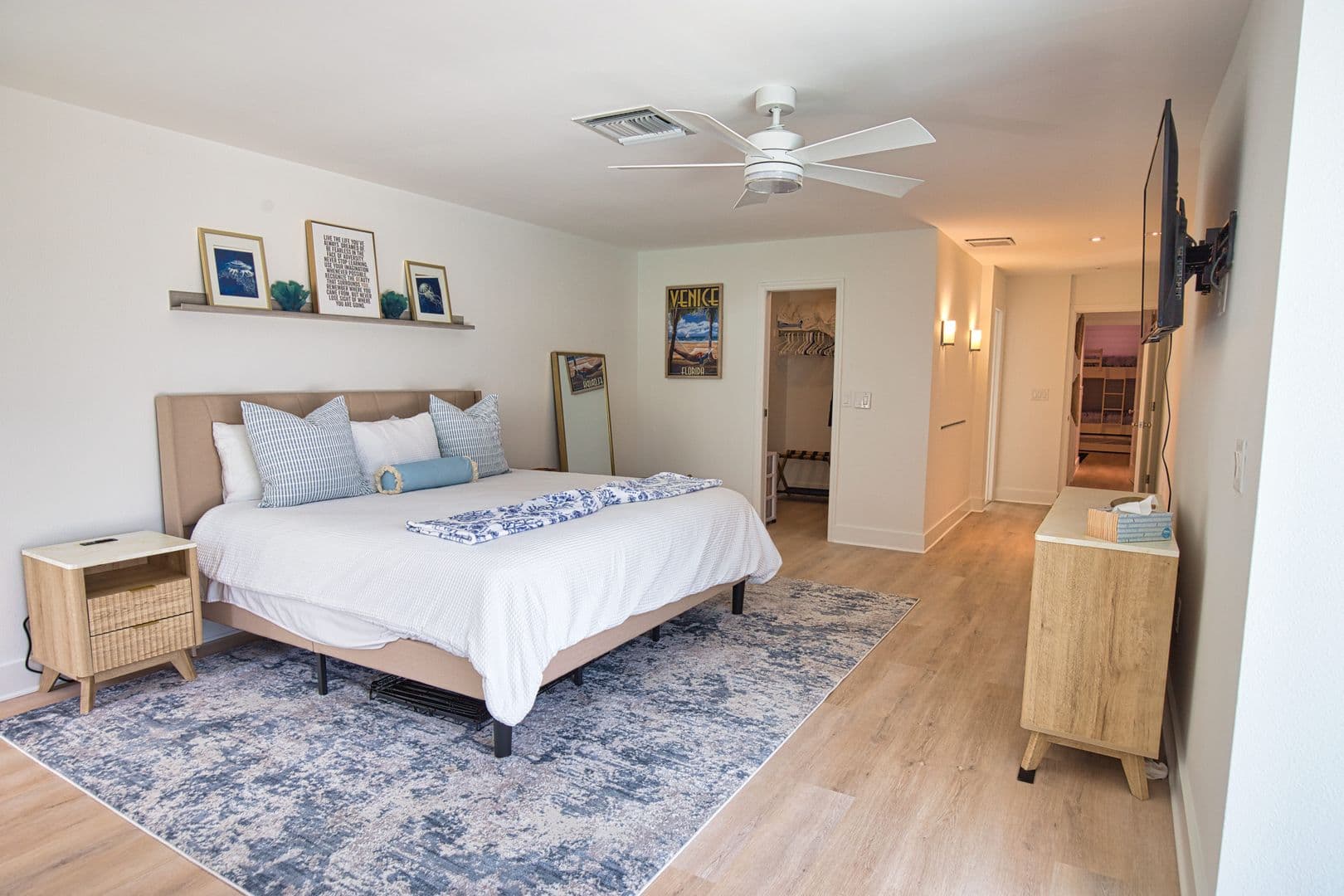 Venice House: 514 Everglades Drive