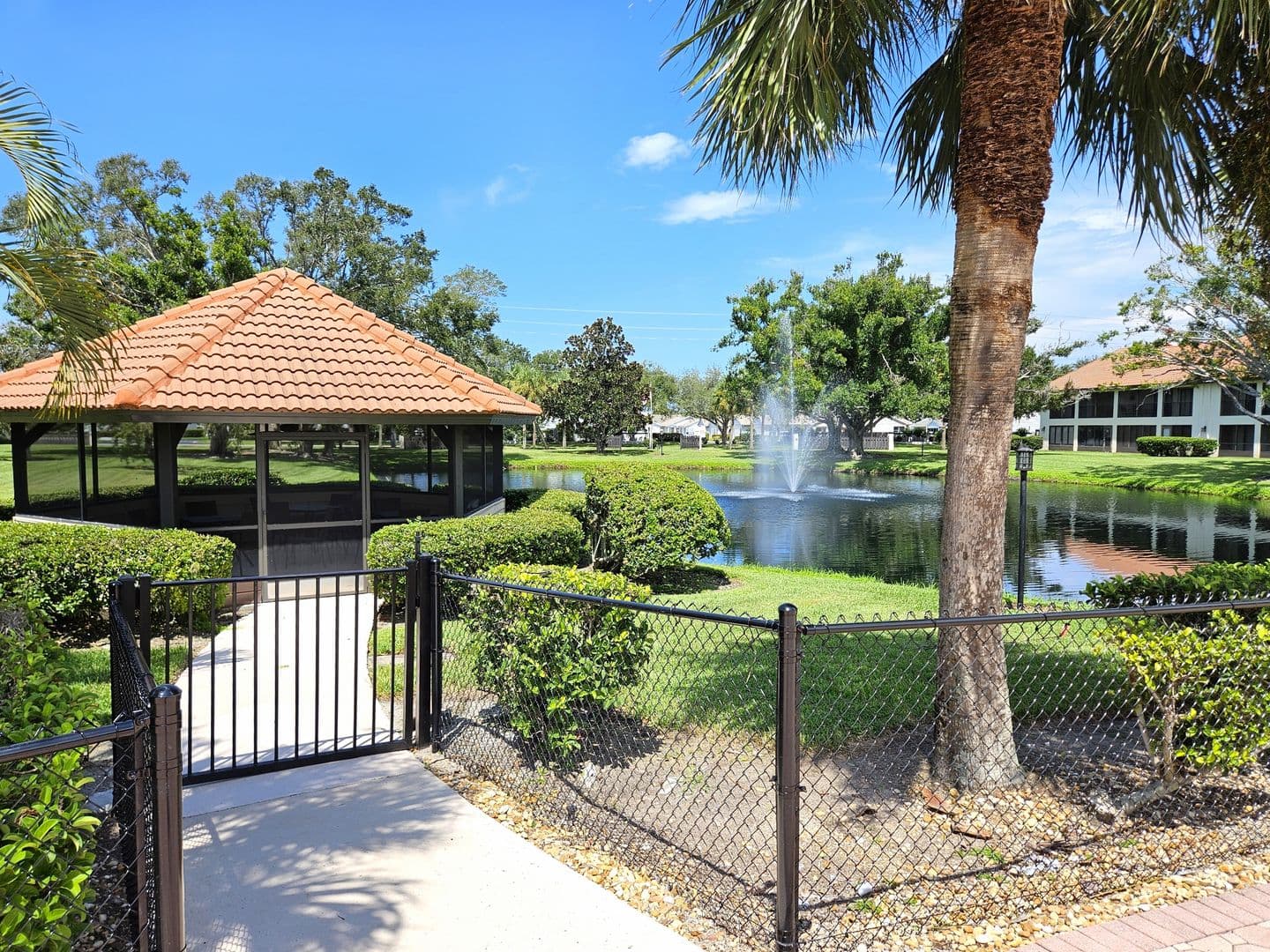 Venice Condo: 756 Avenida Estancia #B