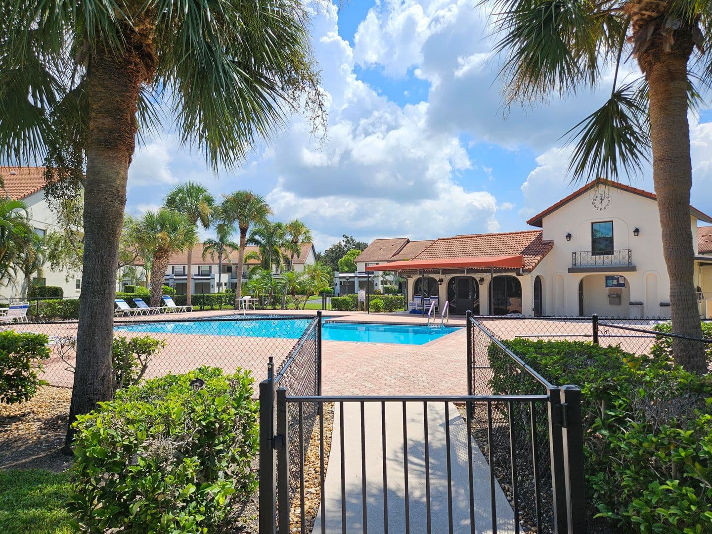 Venice Condo: 756 Avenida Estancia #B
