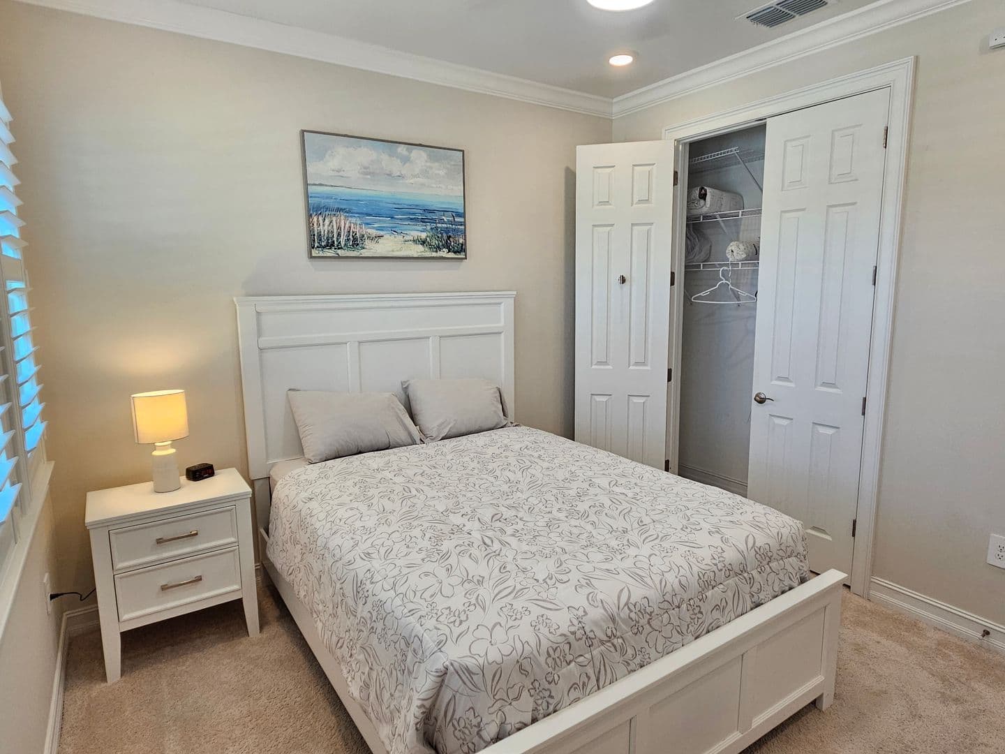 Nokomis House: 104 Villoresi Blvd