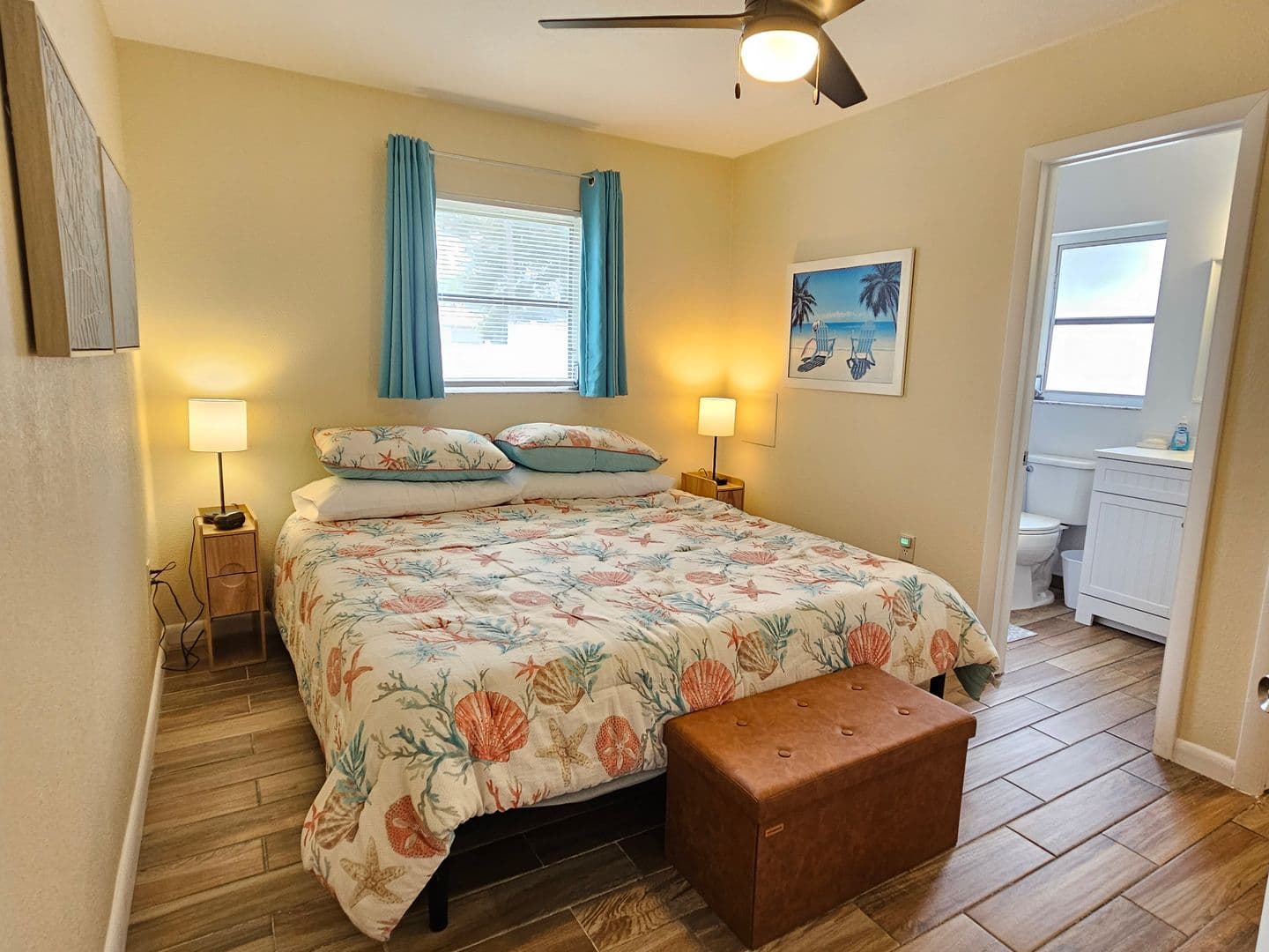 Venice House: 426 Pineview Drive