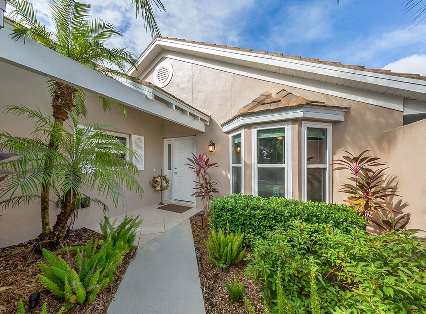 Venice Apartment: 540 Clubside Circle