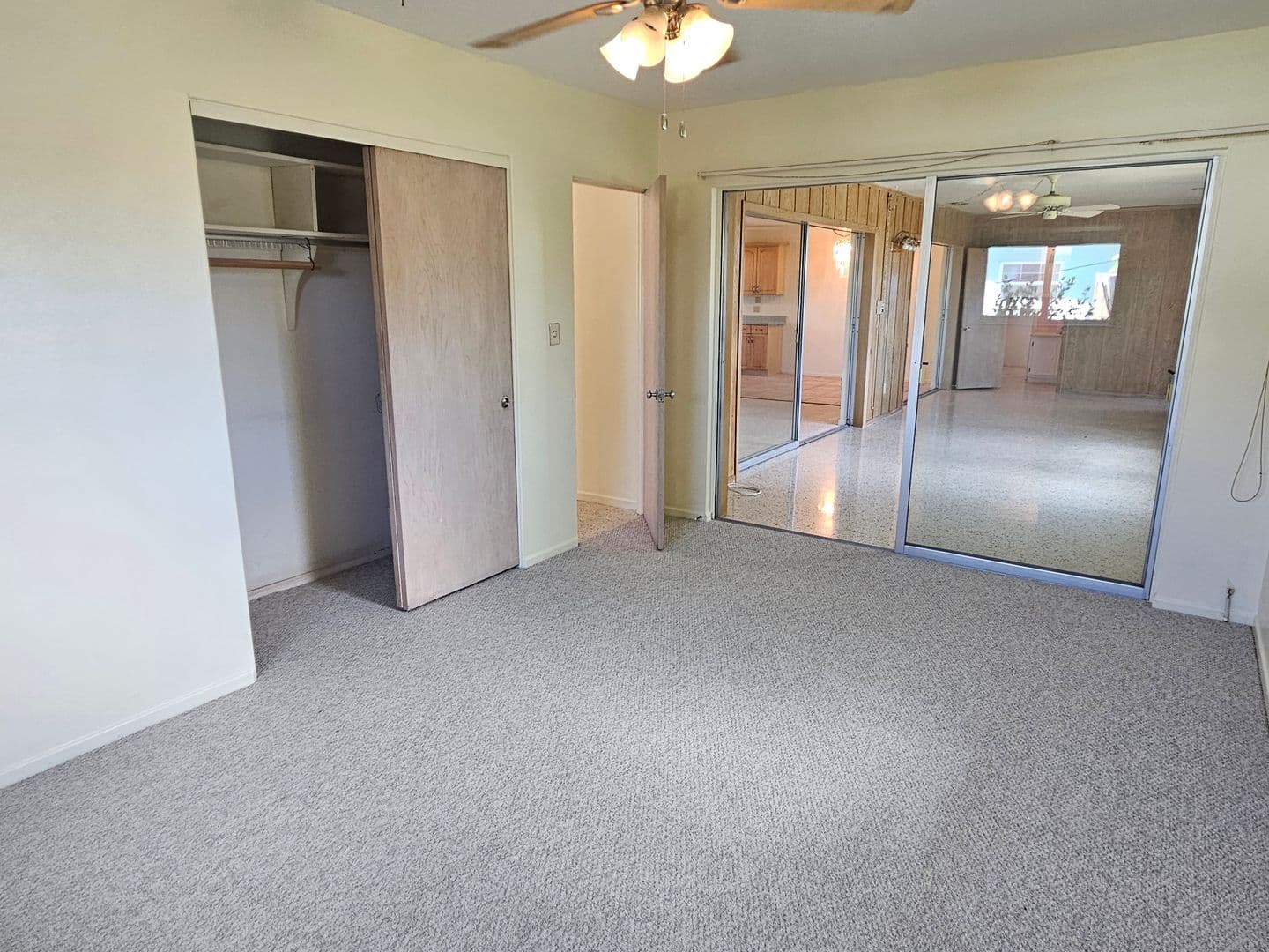 Venice House: 264 Glen Oak Road