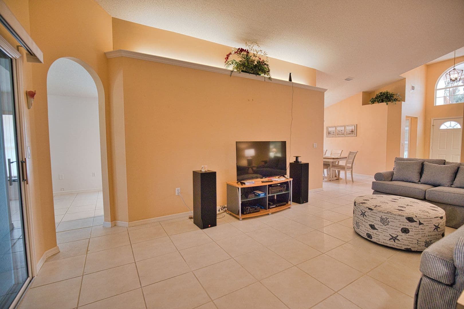 Venice House: 1191 Harbor Town Way
