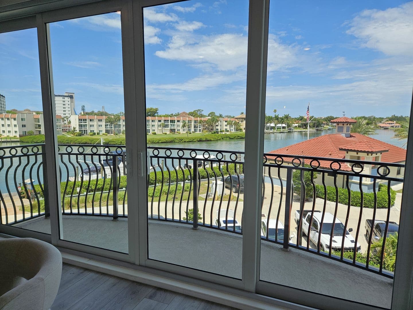 Venice Condo: 503 N Tamiami Trail #301