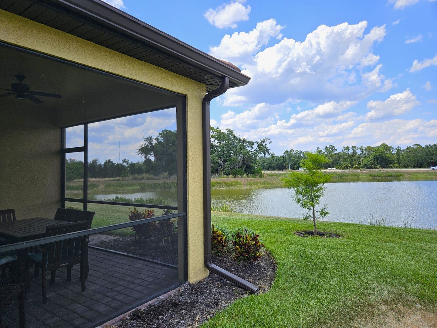 Venice House: 20936 Fetterbush Place
