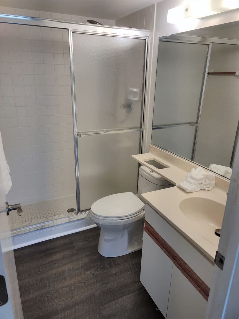 Venice Condo: 650 Bird Bay Drive E Unit 105
