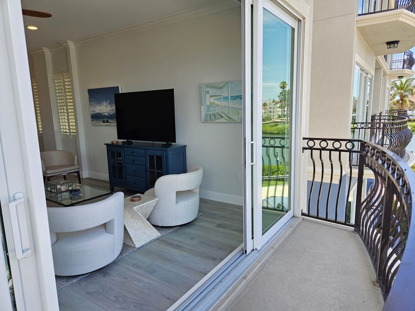 Venice Condo: 503 N Tamiami Trail #301
