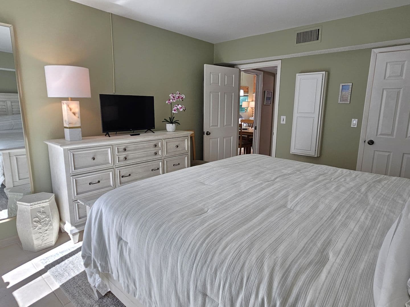 Venice Condo: 1555 Tarpon Center Drive #243