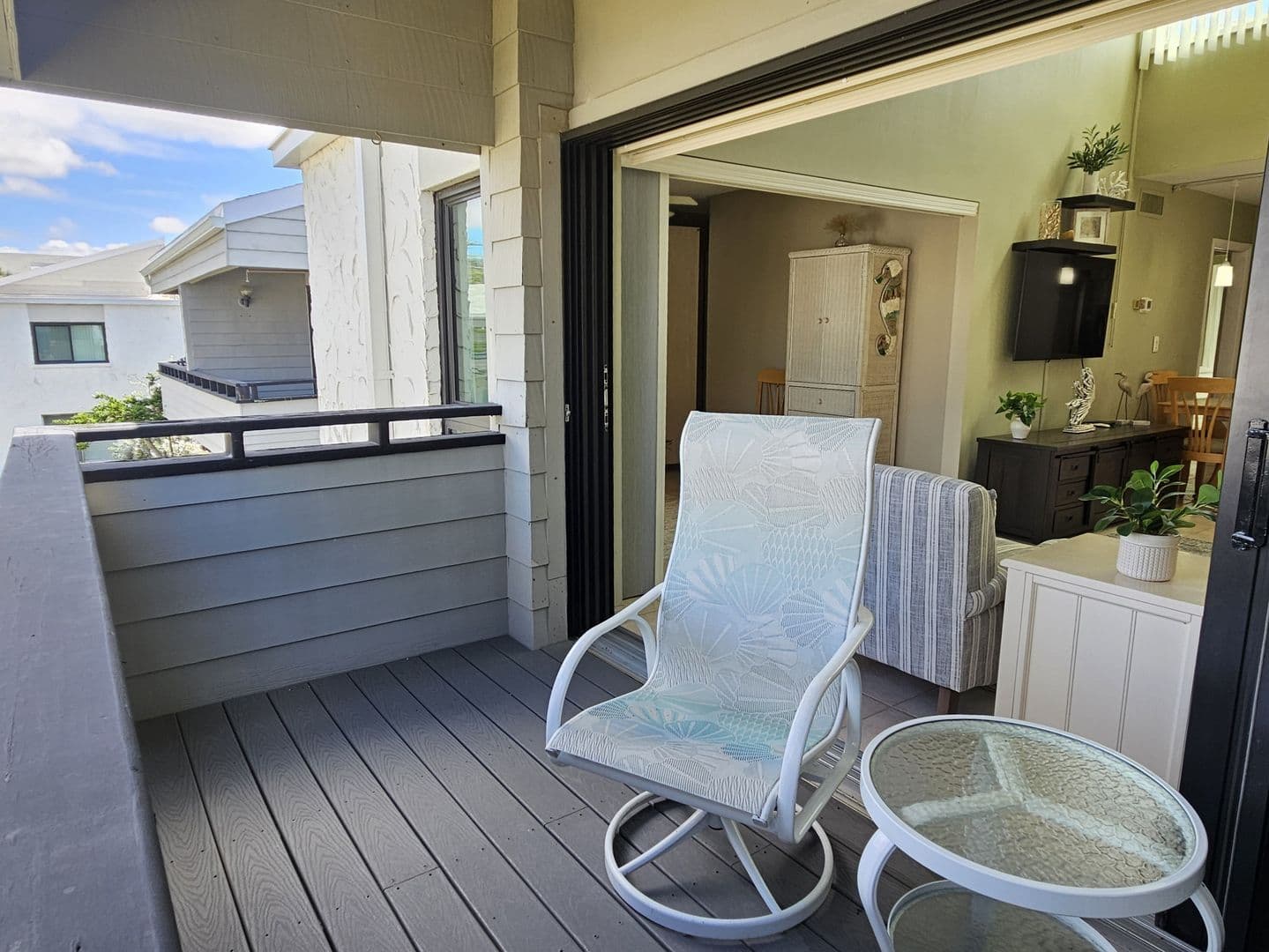 Venice Condo: 1555 Tarpon Center Drive #243
