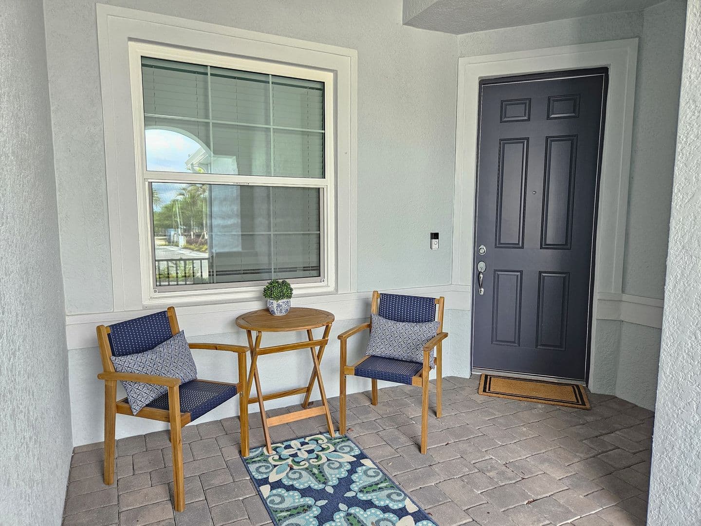 Englewood House: 1595 Tavira Place