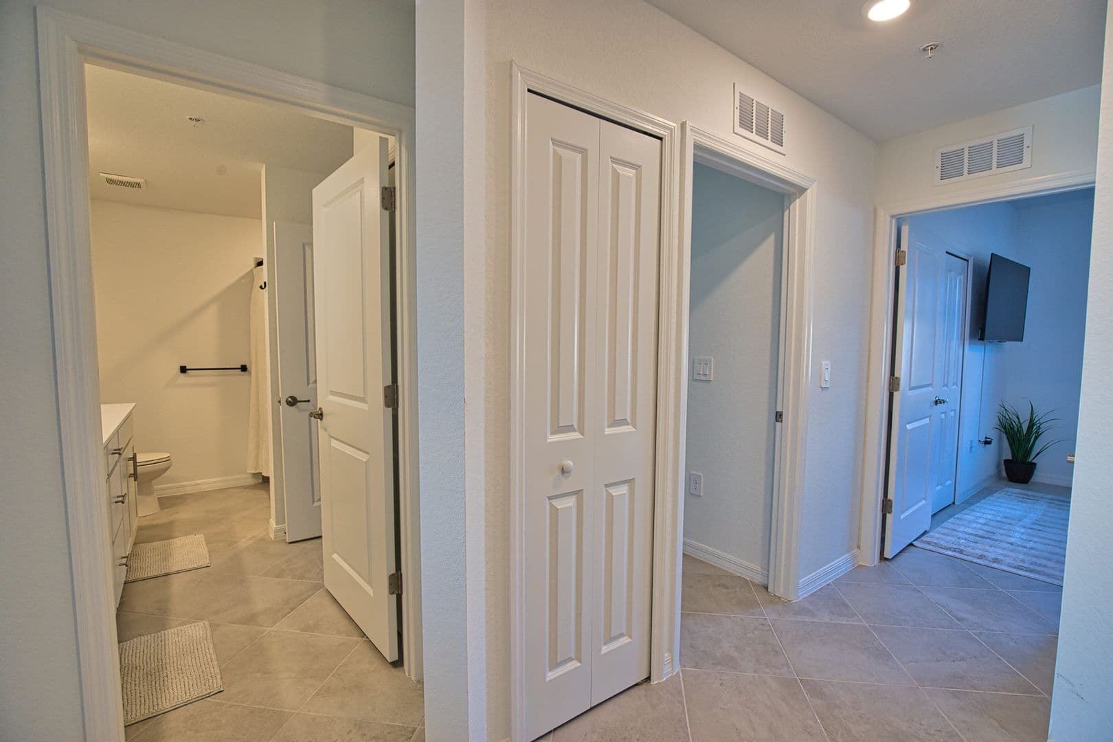 Venice Condo: 17560 Opal Sand Drive #108