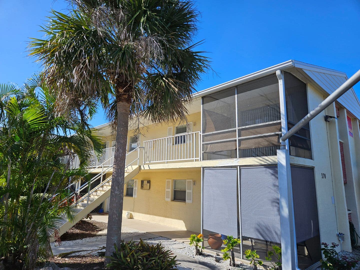 Venice Condo: 370 Base Avenue E #210