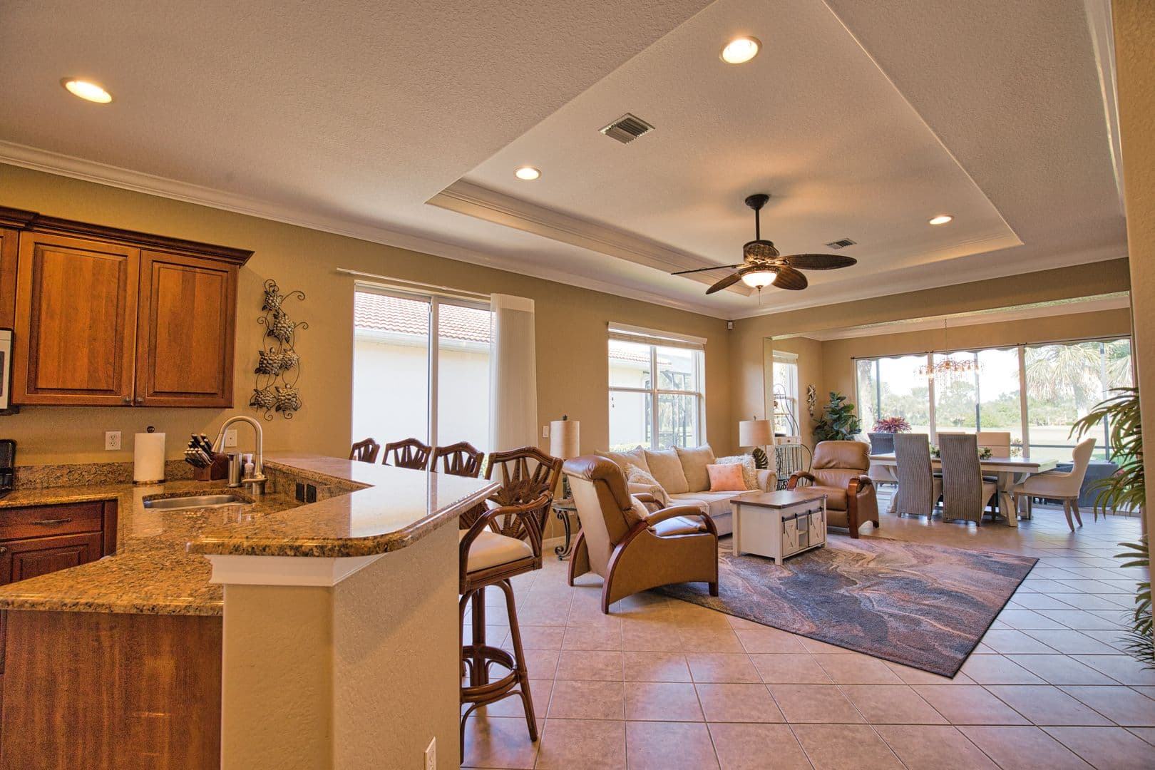 Nokomis House: 482 Montelluna Drive