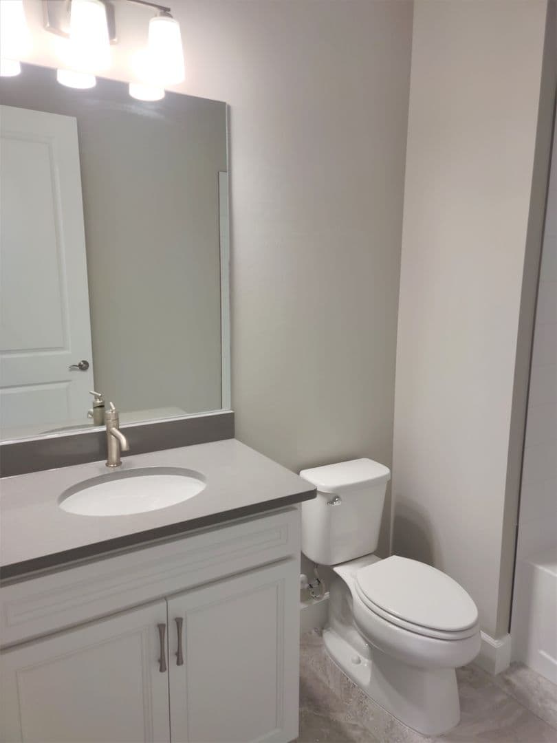 Nokomis House: 14558 Mossy Pine Court