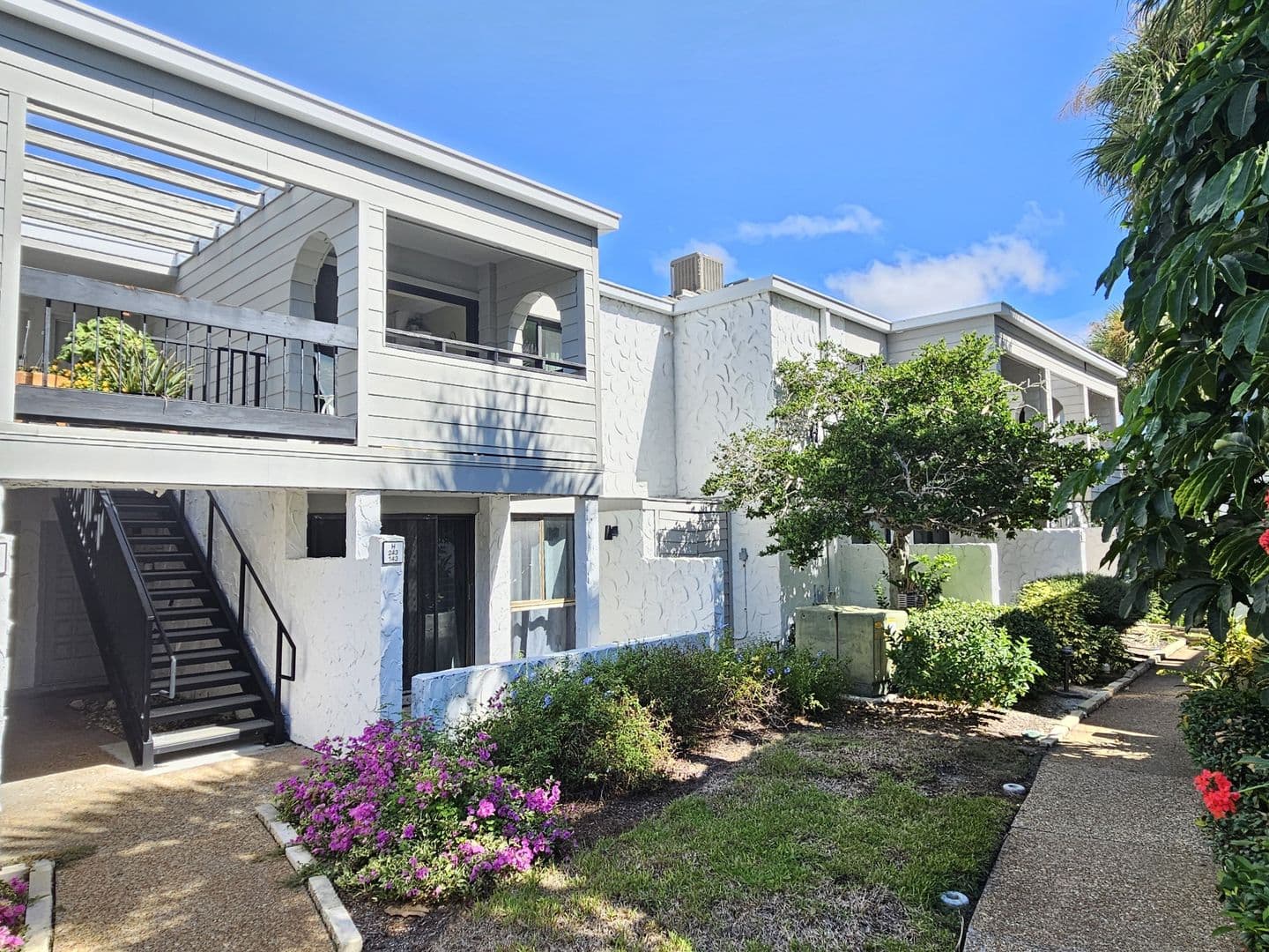 Venice Condo: 1555 Tarpon Center Drive #243