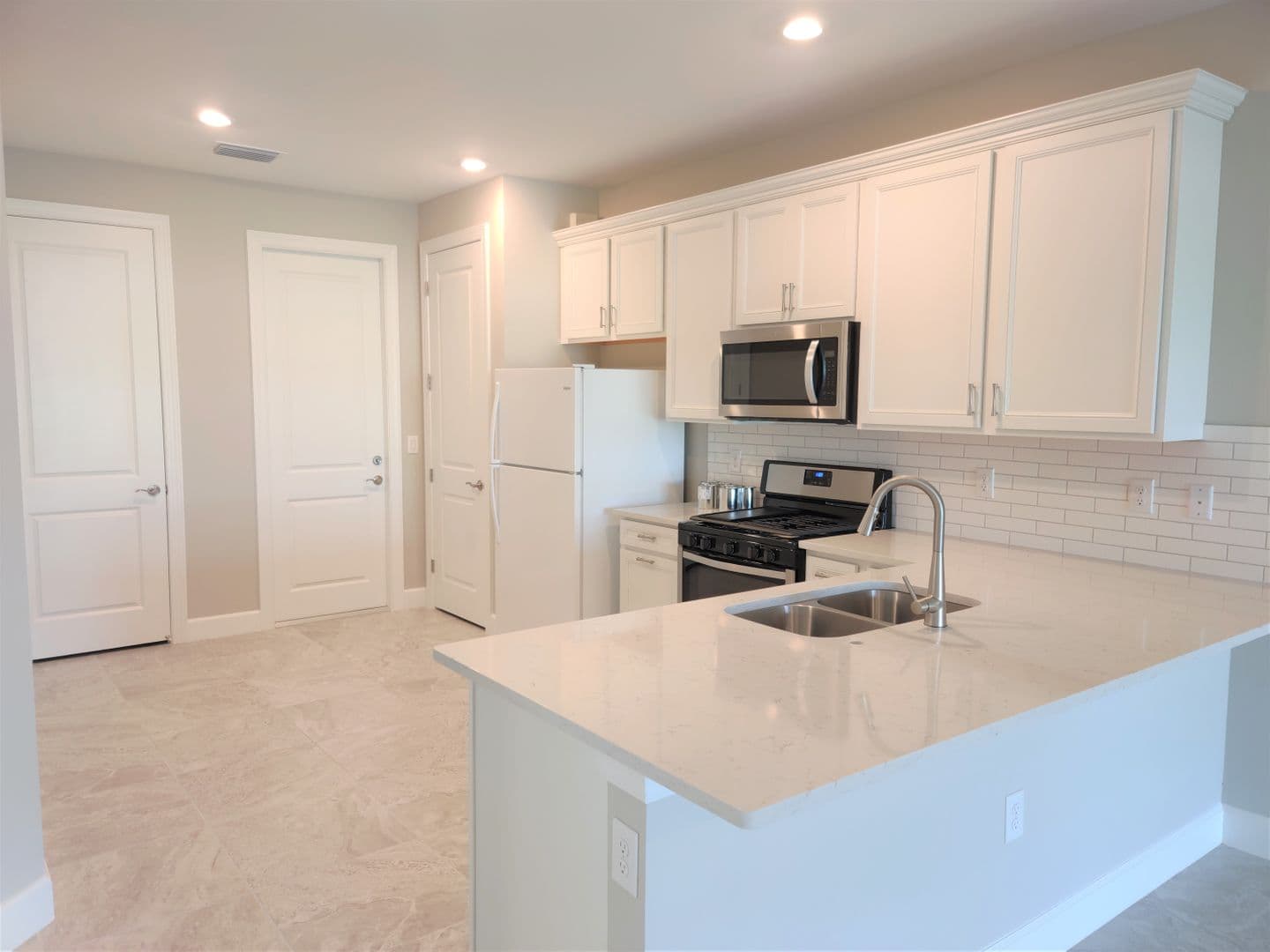 Nokomis House: 14558 Mossy Pine Court
