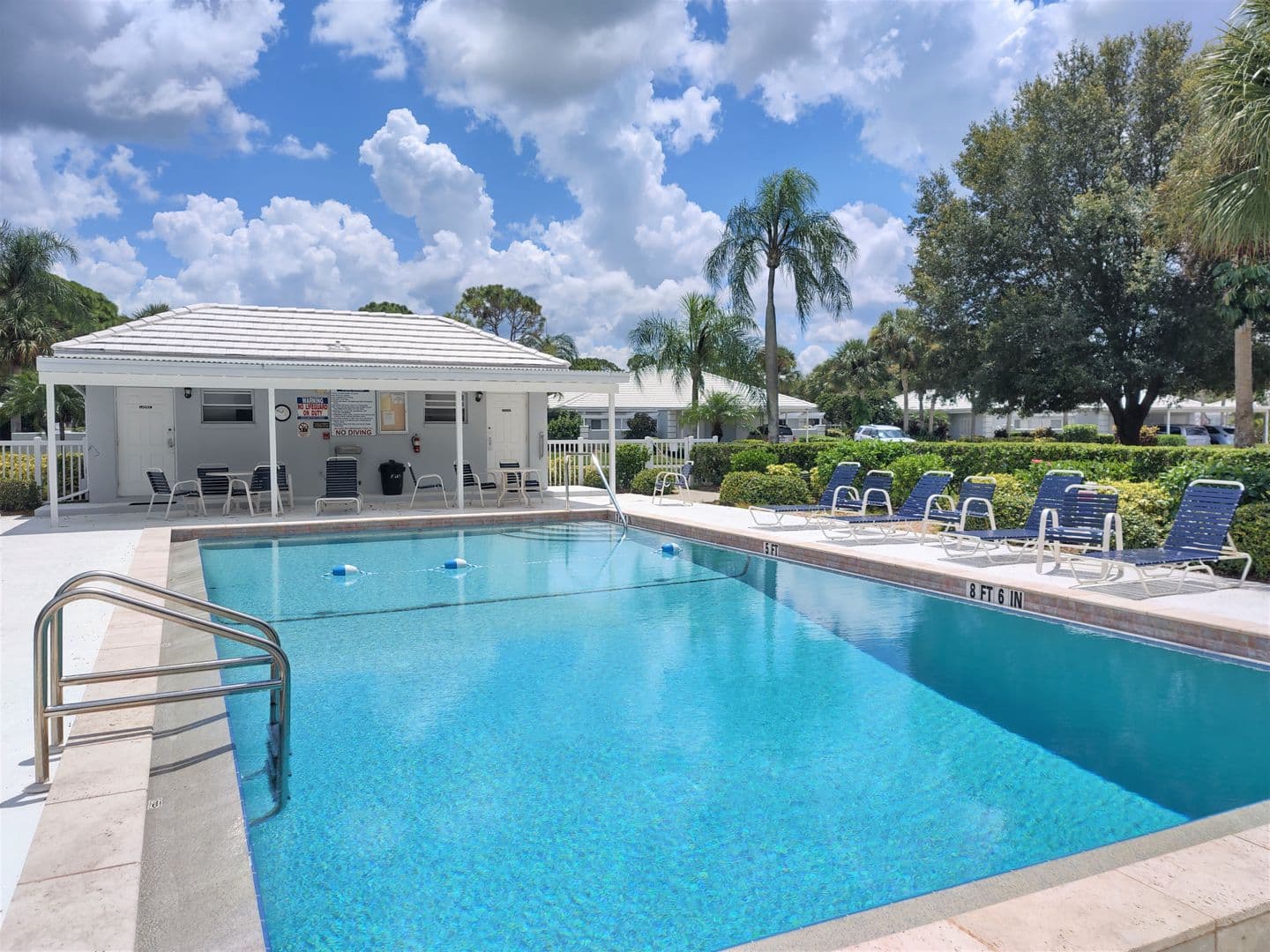 Venice House: 276 Cerromar Way S #60