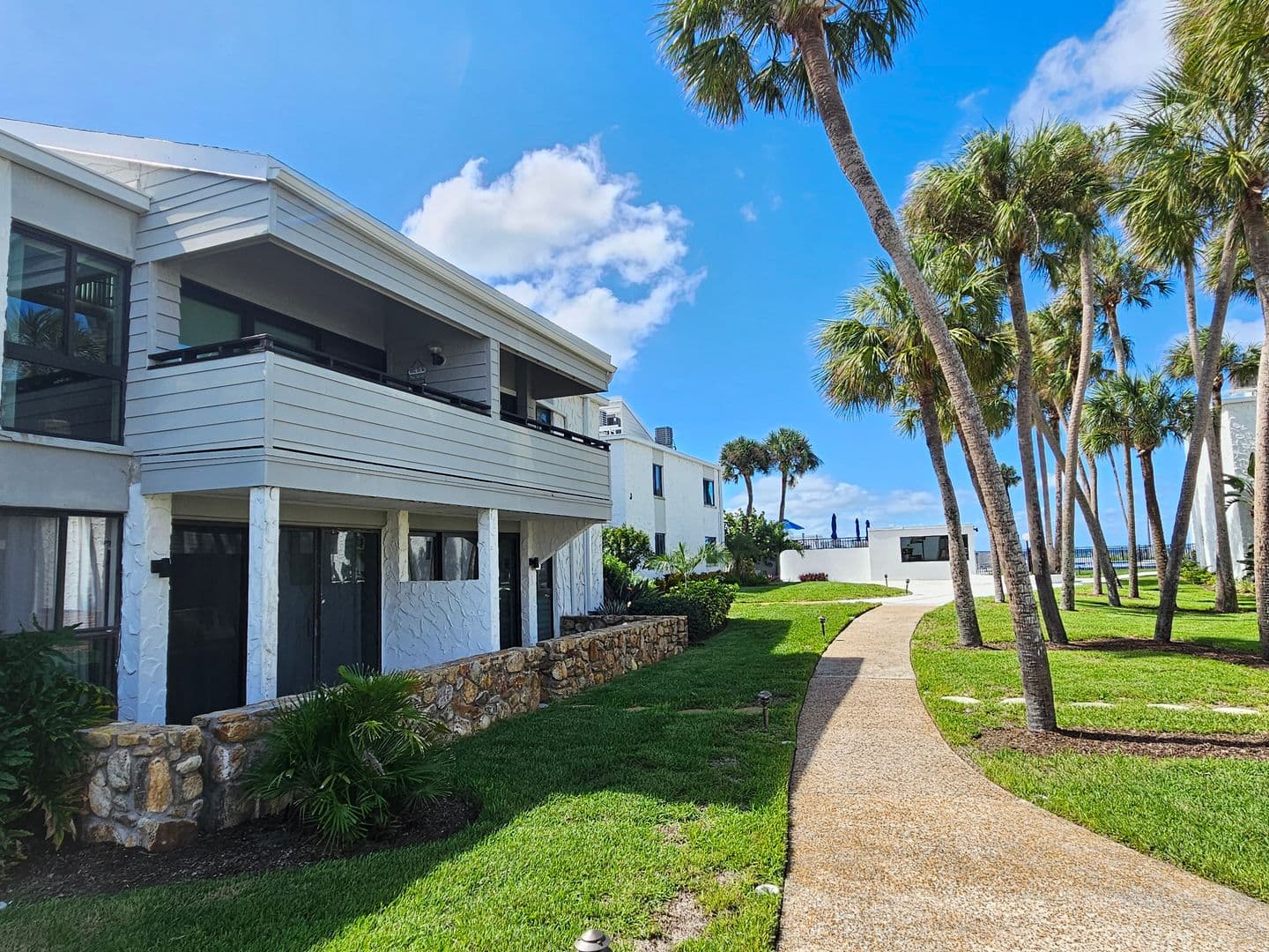 Venice Condo: 1555 Tarpon Center Drive #243