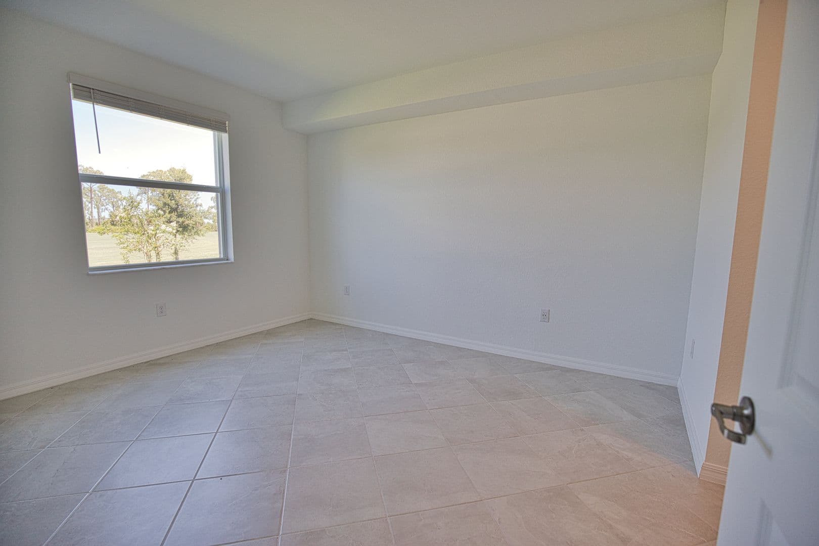 Venice House: 12280 Wellen Golf Street #104
