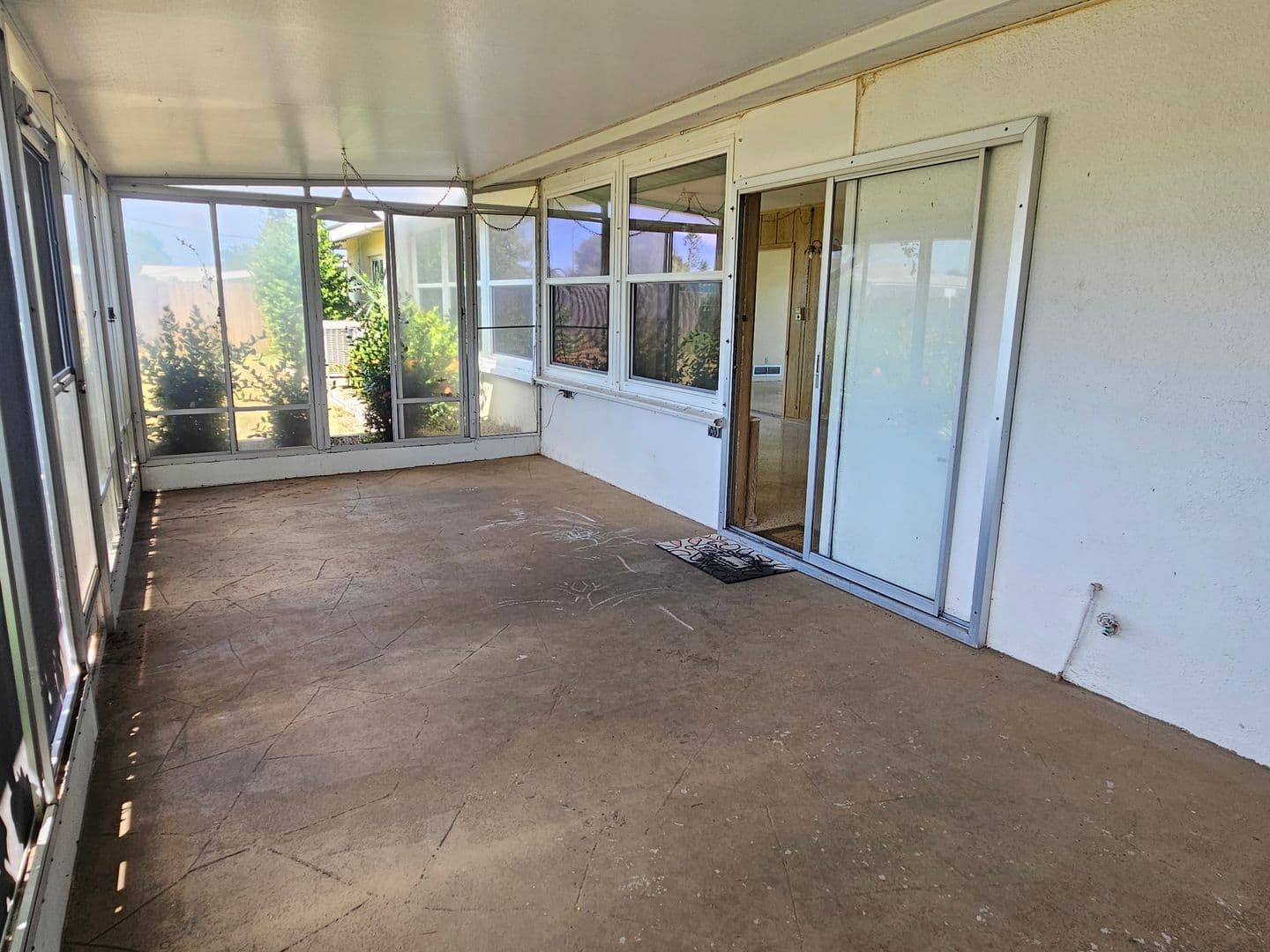Venice House: 264 Glen Oak Road