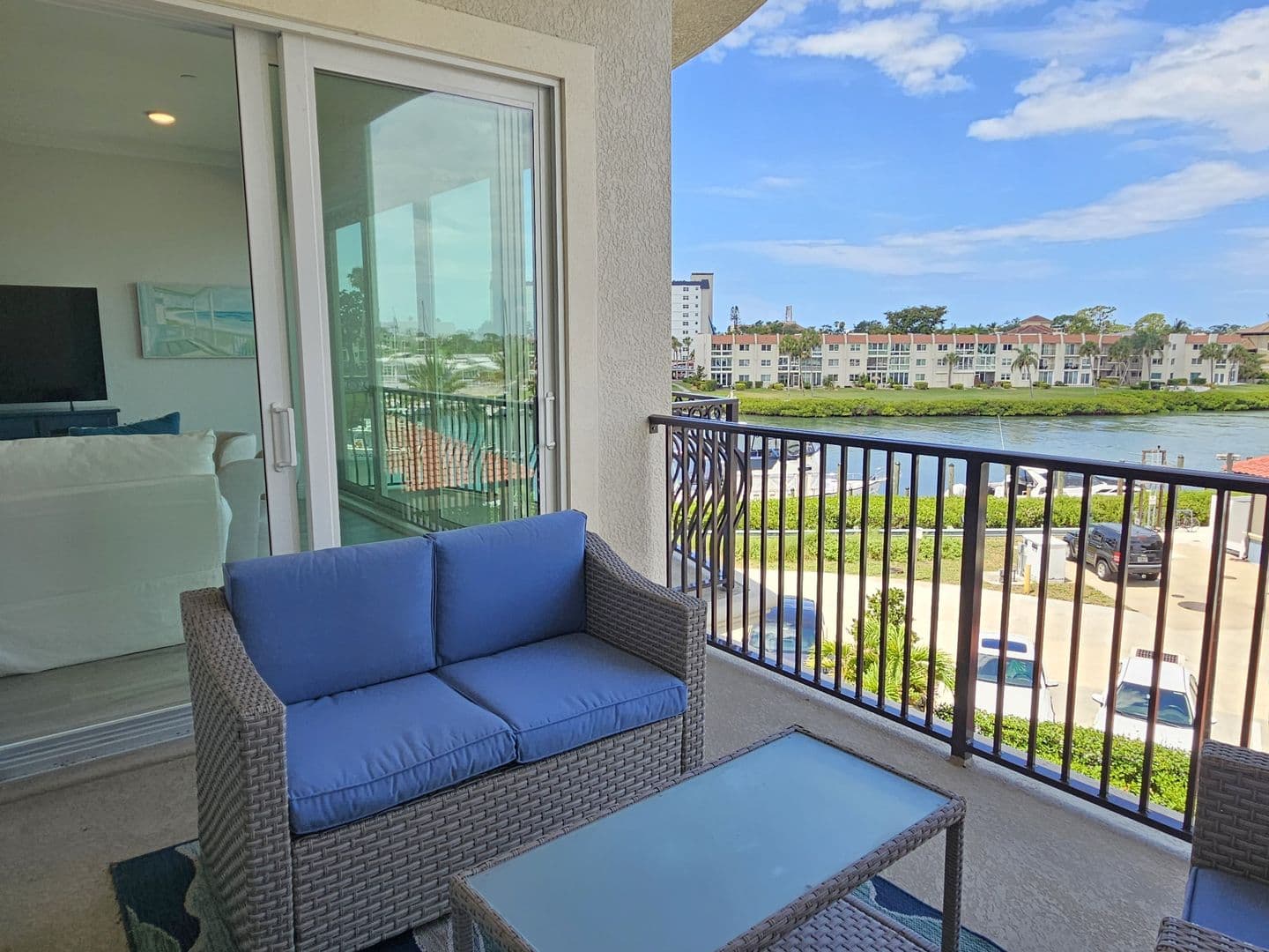 Venice Condo: 503 N Tamiami Trail #301