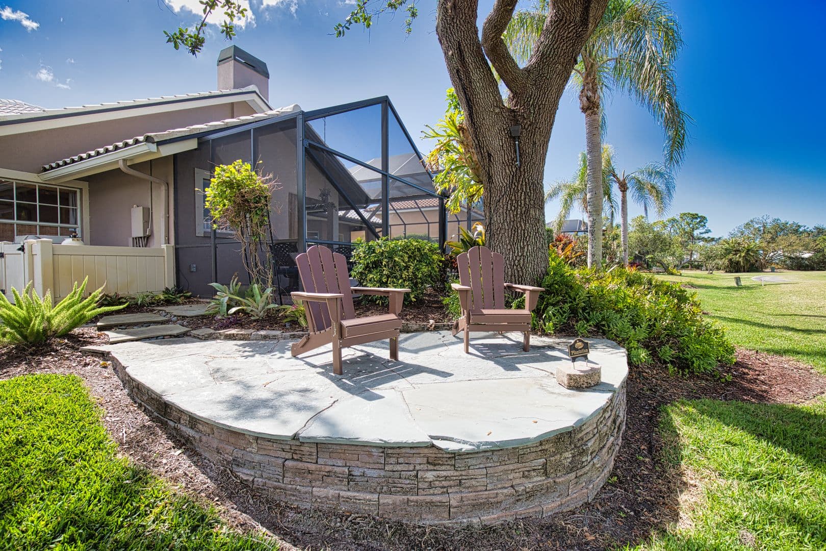 Venice House: 630 Khyber Lane