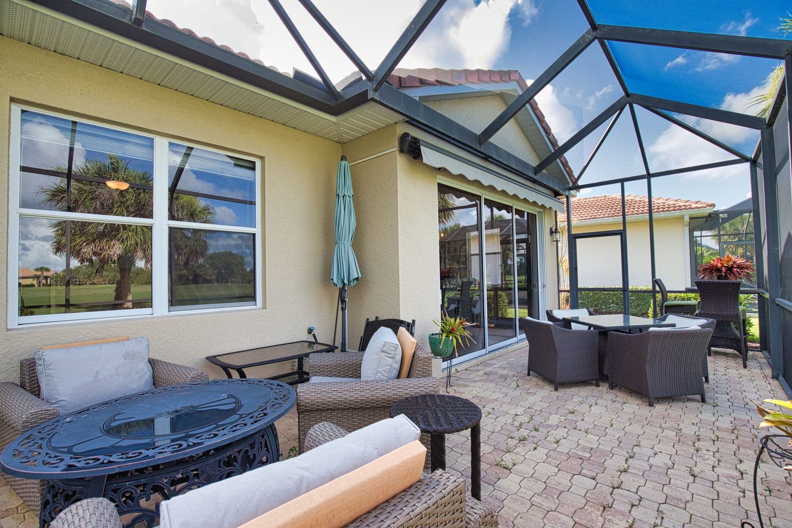 Nokomis House: 482 Montelluna Drive
