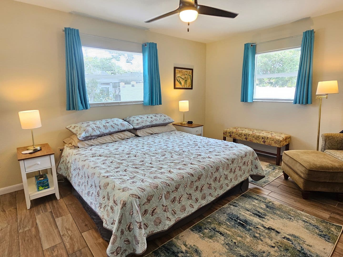 Venice House: 426 Pineview Drive